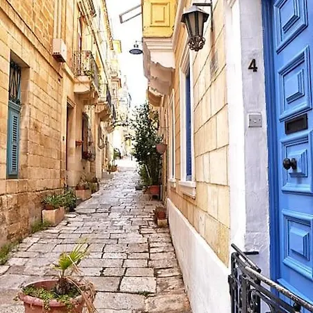 Charming Ground-floor Maisonette Apartamento Birgu