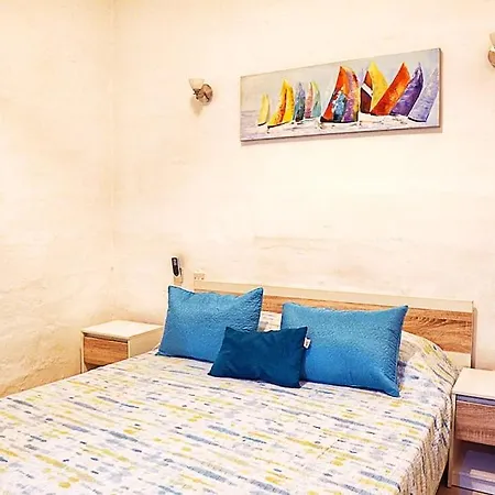 Charming Ground-floor Maisonette * Биргу