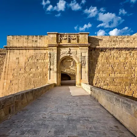 Charming Ground-floor Maisonette Birgu