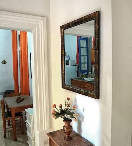 Daire Charming Ground-floor Maisonette *